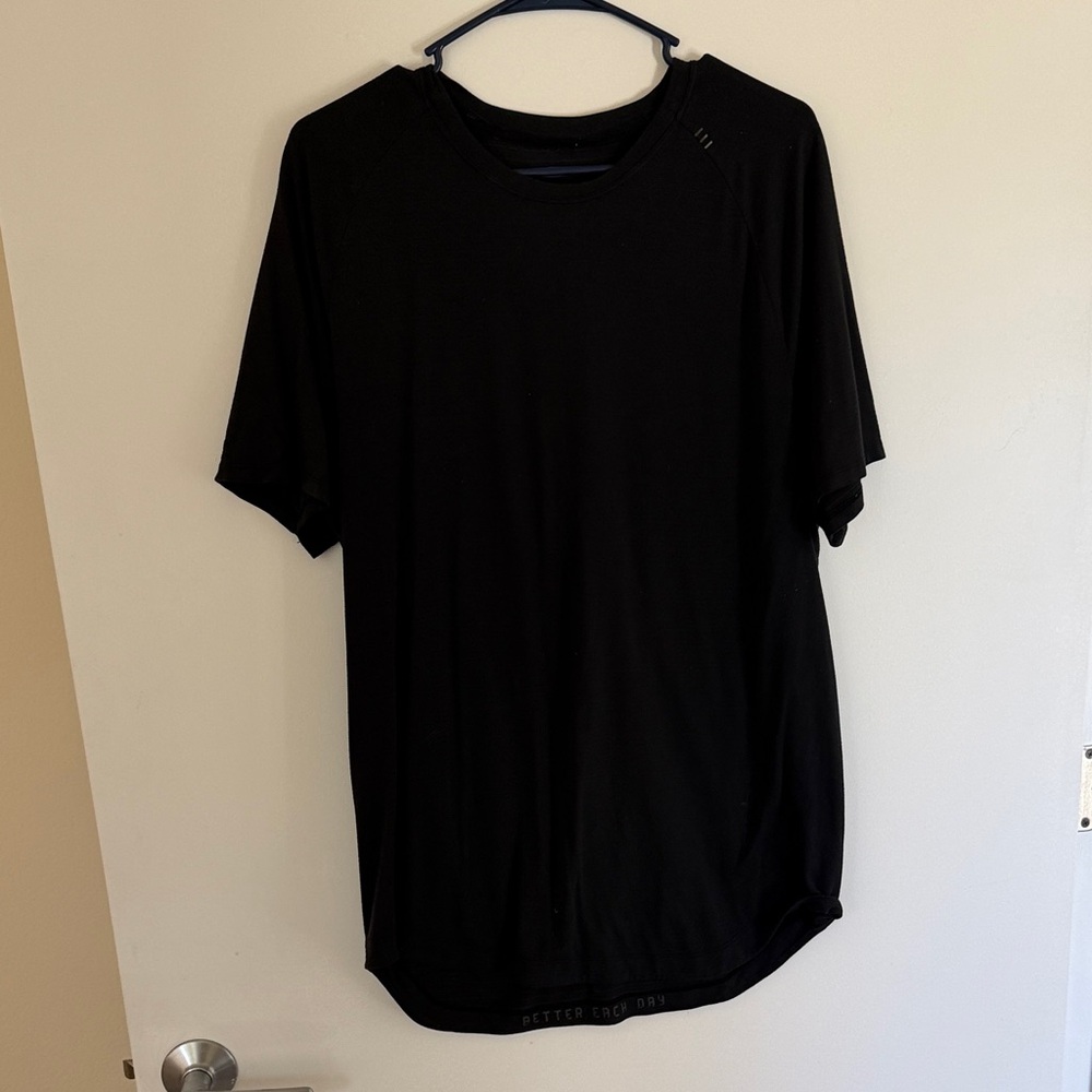 lululemon athletica Black License to Train Short-Sleeve Shirt